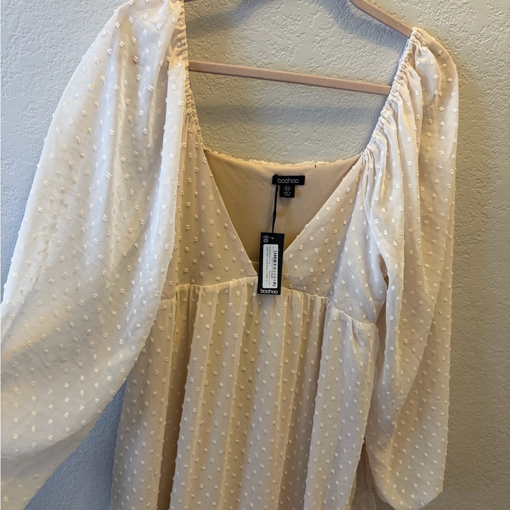 Boohoo Cream Swiss Dot Maxi Dress NWT Size 8 Smock Flowy Cottagecore - Picture 5 of 7